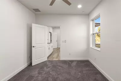 5352 Lowell Avenue, Spring Hill, FL 34609 - Photo 17