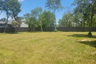 5352 Lowell Ave, Spring Hill, FL 34609 - Photo 3