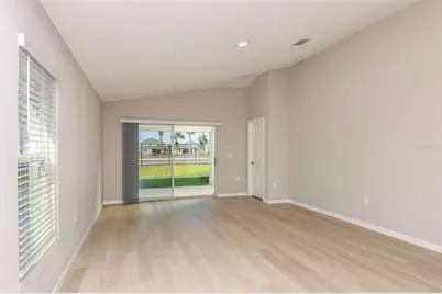 36618 Sagemoor Drive, Zephyrhills, FL 33541 - Photo 15