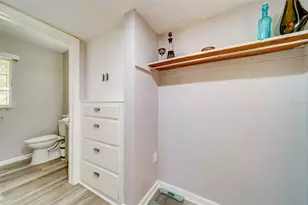 10802 Mohawk Rd, Saint Petersburg, FL 33708 - Photo 21