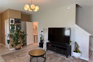 4503 Globe Thistle Dr, Tampa, FL 33619 - Photo 7