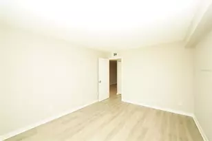 4705 1st St NE, Saint Petersburg, FL 33703 - Photo 15