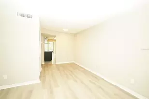 4705 1st St NE, Saint Petersburg, FL 33703 - Photo 5