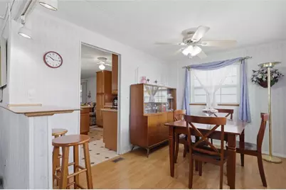 5417 Amanda Street, Zephyrhills, FL 33542 - Photo 9