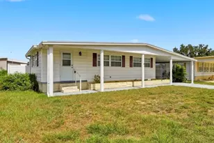 5417 Amanda St, Zephyrhills, FL 33542 - Photo 25
