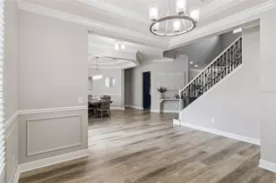 27722 Indigo Pond Ct, Wesley Chapel, FL 33544 - Photo 5