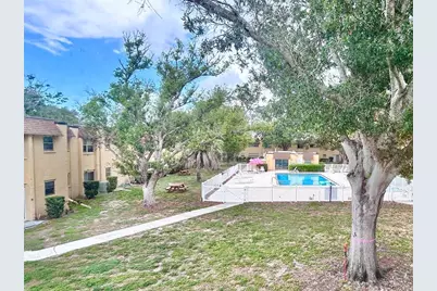 4455 38th Terrace N #B16, Saint Petersburg, FL 33714 - Photo 15