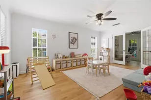 16909 Rolling Rock Dr, Tampa, FL 33618 - Photo 19