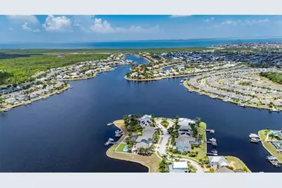 5216 Point Harbor Lane, Apollo Beach, FL 33572 - Photo 5