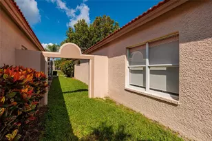 1338 Dartford Dr, Tarpon Springs, FL 34688 - Photo 51