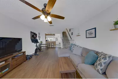 3315 W Wyoming Circle #3315, Tampa, FL 33611 - Photo 3