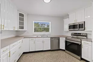 6495 Fairlawn St, Spring Hill, FL 34606 - Photo 19