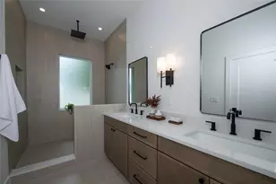 5346 2nd Ave S, Saint Petersburg, FL 33707 - Photo 25