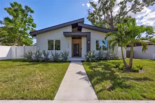 5346 2nd Ave S, Saint Petersburg, FL 33707 - Photo 1