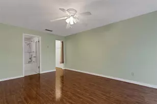 114 Fernwood Cir, Seminole, FL 33777 - Photo 29