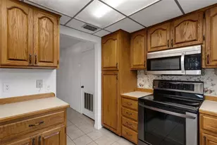 114 Fernwood Cir, Seminole, FL 33777 - Photo 21