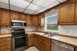 114 Fernwood Cir, Seminole, FL 33777 - Photo 17