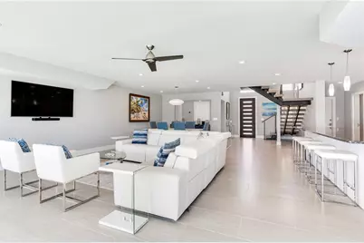 16117 4th Street E, Redington Beach, FL 33708 - Photo 19