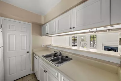 1000 W Horatio Street #125, Tampa, FL 33606 - Photo 7