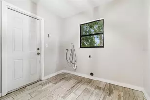 336 Corbett Rd, Lithia, FL 33547 - Photo 11