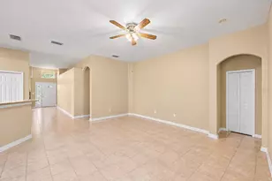 4756 Whispering Wind Ave, Tampa, FL 33614 - Photo 13