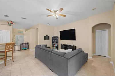 4756 Whispering Wind Avenue, Tampa, FL 33614 - Photo 13