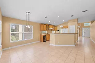 4756 Whispering Wind Ave, Tampa, FL 33614 - Photo 11