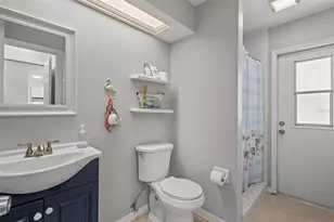 4305 Gentrice Dr, Valrico, FL 33596 - Photo 25