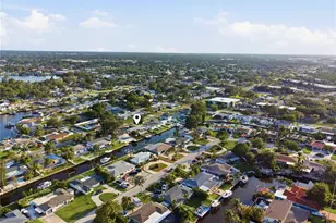 9460 Treasure Ln NE, Saint Petersburg, FL 33702 - Photo 25