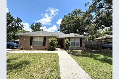 902 E Tomlin Street, Plant City, FL 33563 - Photo 1