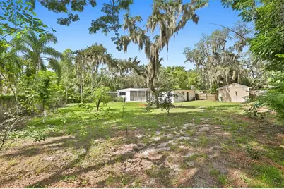 704 E River Drive, Tampa, FL 33617 - Photo 39
