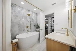 8719 N Temple Ave, Tampa, FL 33617 - Photo 15