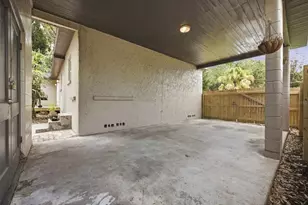 8719 N Temple Ave, Tampa, FL 33617 - Photo 33