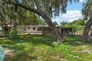 408 Berwick Ave, Temple Terrace, FL 33617 - Photo 3