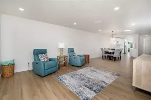 128 Boca Ciega Point Blvd N, Saint Petersburg, FL 33708 - Photo 27