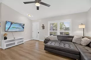 614 Stillview Cir, Brandon, FL 33510 - Photo 7