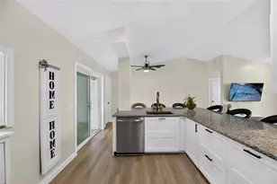 614 Stillview Cir, Brandon, FL 33510 - Photo 17
