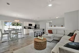 2011 Outer Dr, Sarasota, FL 34231 - Photo 7