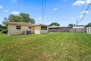 8357 75th Ave, Seminole, FL 33777 - Photo 37