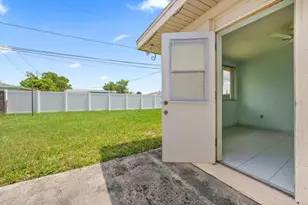 8357 75th Ave, Seminole, FL 33777 - Photo 33