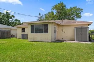 8357 75th Ave, Seminole, FL 33777 - Photo 35