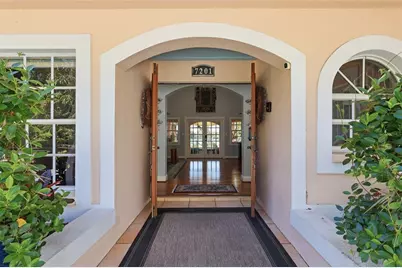 7201 Hodgewood Court, Tampa, FL 33614 - Photo 3