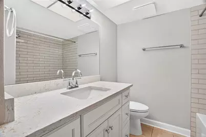 4570 Overlook Drive NE #175, Saint Petersburg, FL 33703 - Photo 7