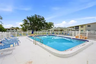 4570 Overlook Dr NE, Saint Petersburg, FL 33703 - Photo 27