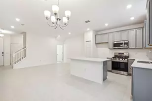 5756 Spotted Harrier Wy, Lithia, FL 33547 - Photo 7