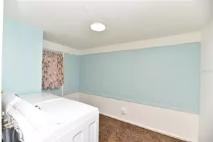 761 51st Ave N, Saint Petersburg, FL 33703 - Photo 7