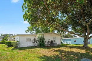 8430 Imperial Cir, Palmetto, FL 34221 - Photo 29