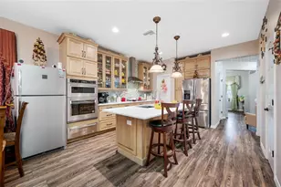 19382 Long Lake Ranch Blvd, Lutz, FL 33558 - Photo 11