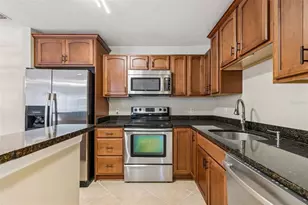 9481 Highland Oak Dr, Tampa, FL 33647 - Photo 21
