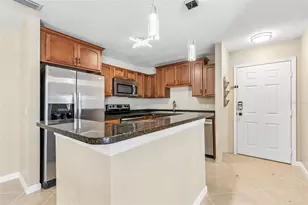 9481 Highland Oak Dr, Tampa, FL 33647 - Photo 19